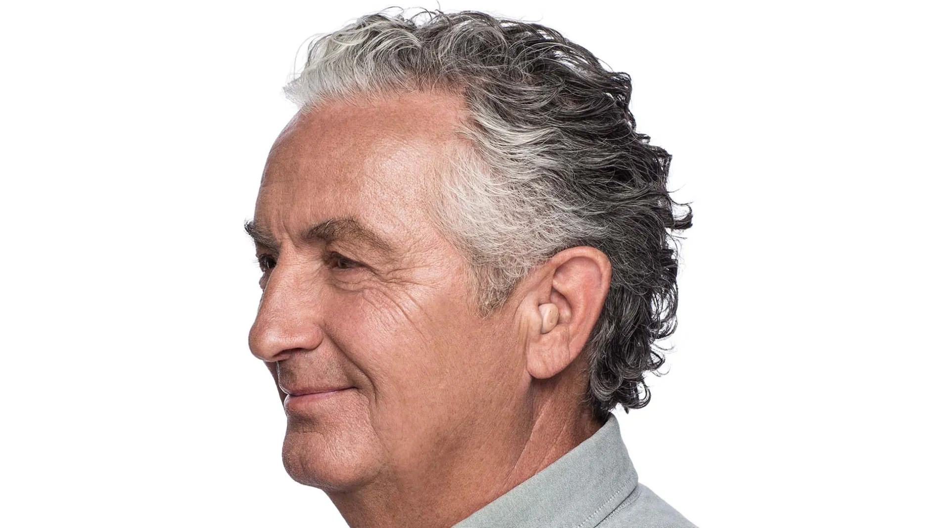 bures_audition_Widex-ITE-XP_man-hearing-aid